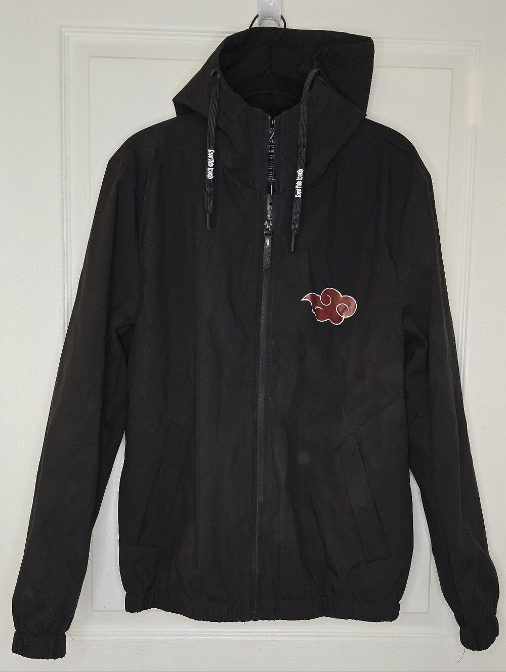 Naruto Akatsuki Cloud Windreaker NWT - Mens L
